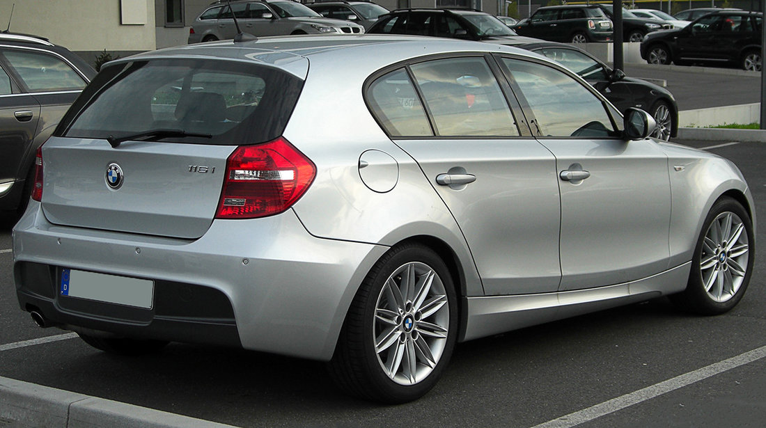 Praguri laterale compatibile cu BMW Seria 1 E87/ E81 (04-12)