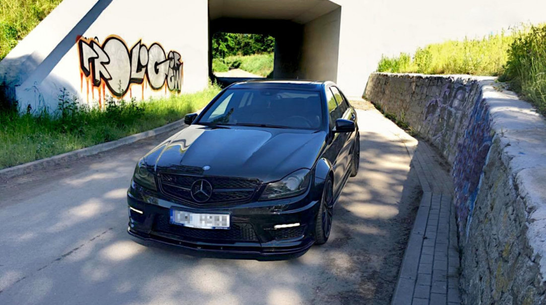 Praguri Laterale DIFFUSERS MERCEDES-BENZ AMG C63 W204 FACELIFT ME-C-204F-AMG-SD1C