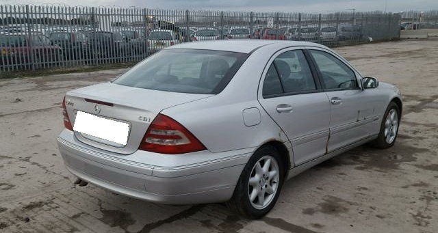 Praguri Mercedes C-Class W203 2003 sedan 2.2 cdi