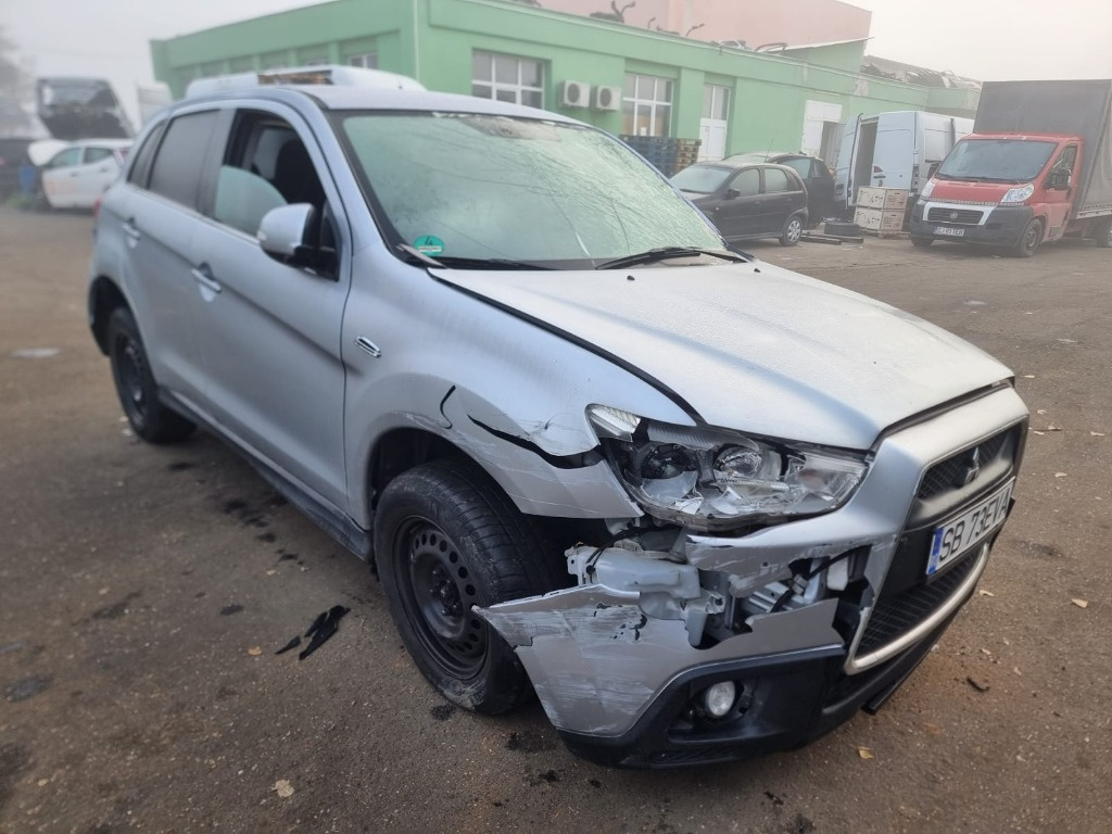 Praguri Mitsubishi ASX 2010 SUV 1.8 di-d 4N13
