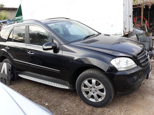 Praguri scari Mercedes ML 320 cdi W164