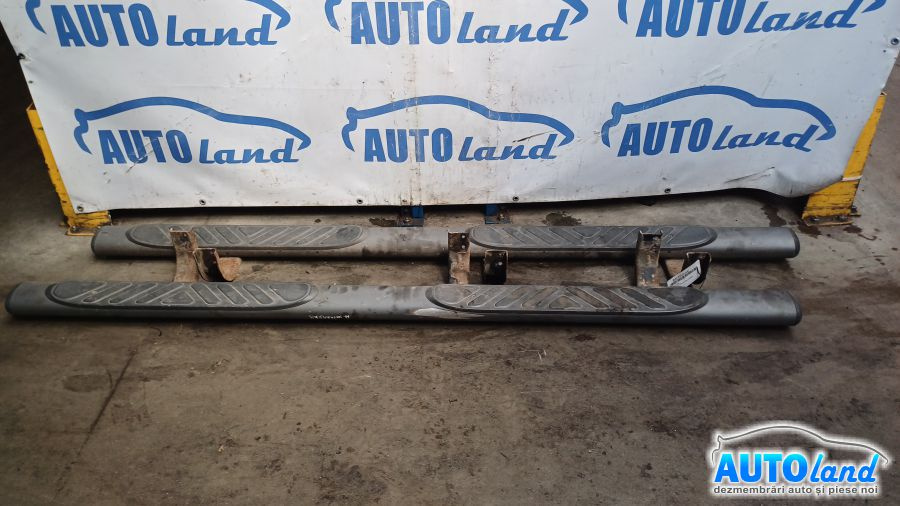 Praguri Stanga si Dreapta Nissan NAVARA D40 2004