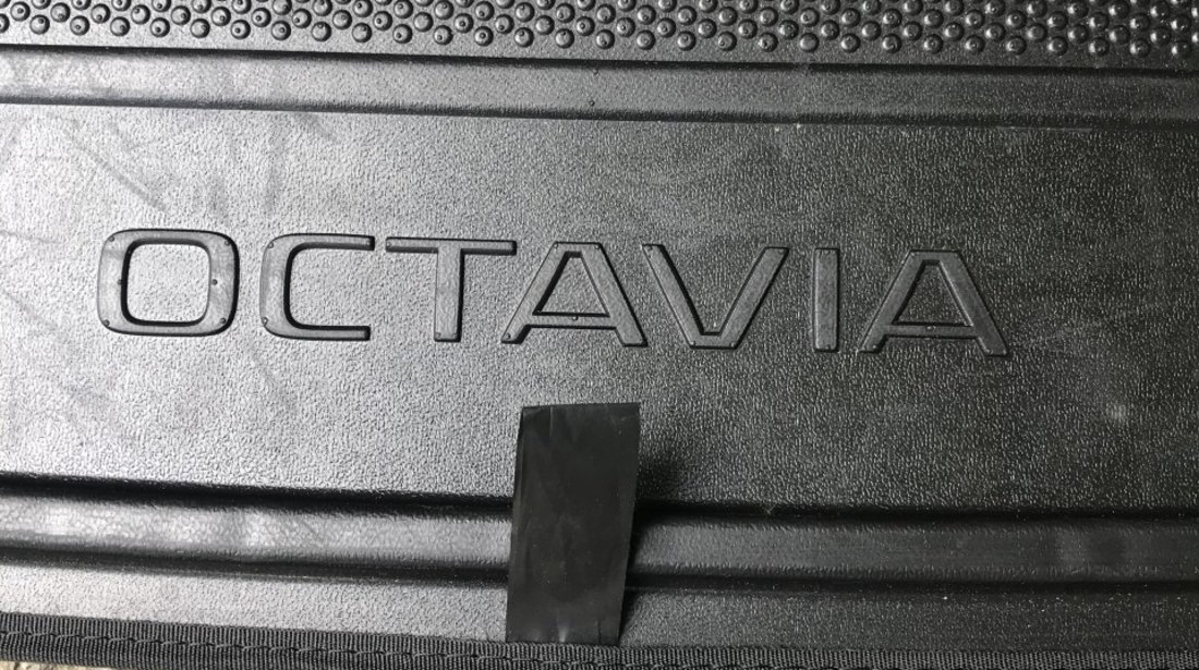 Preșuri covorașe cauciuc originale Skoda Superb 3 Tăviță Octavia 3