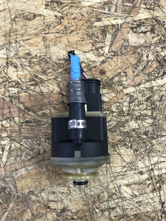 Preincalzitor motorina BMW F11 F10 combi 2012 (8517902)