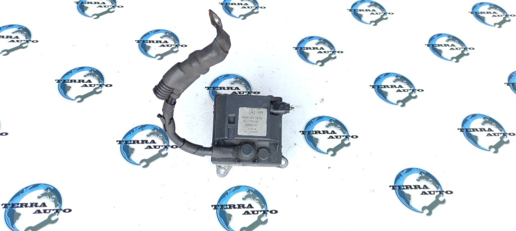 Preincalzitor Webasto Mercedes C-Class W203 2.7 CDI cod: A0001591904