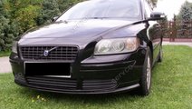 Prelungire adaos fusta spoiler bara fata Volvo S40...