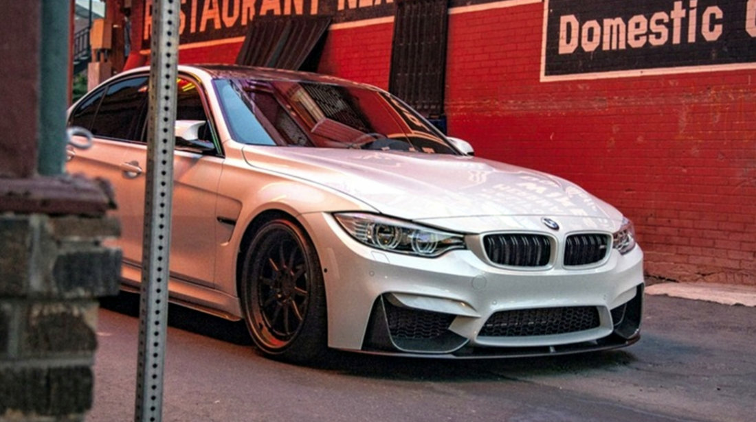 Prelungire Bara Fata BMW F80 M3 F82 M4 F83 (2014-2019) Negru Lucios