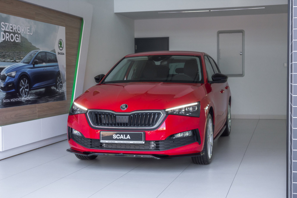 Prelungire Bara Fata Splitere Lip V.2 Skoda Scala SK-SC-1-FD2C