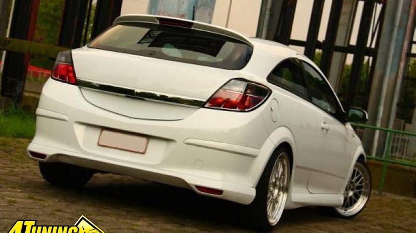 Prelungire bara spate fusta spoiler OPC Line Opel Astra H GTC