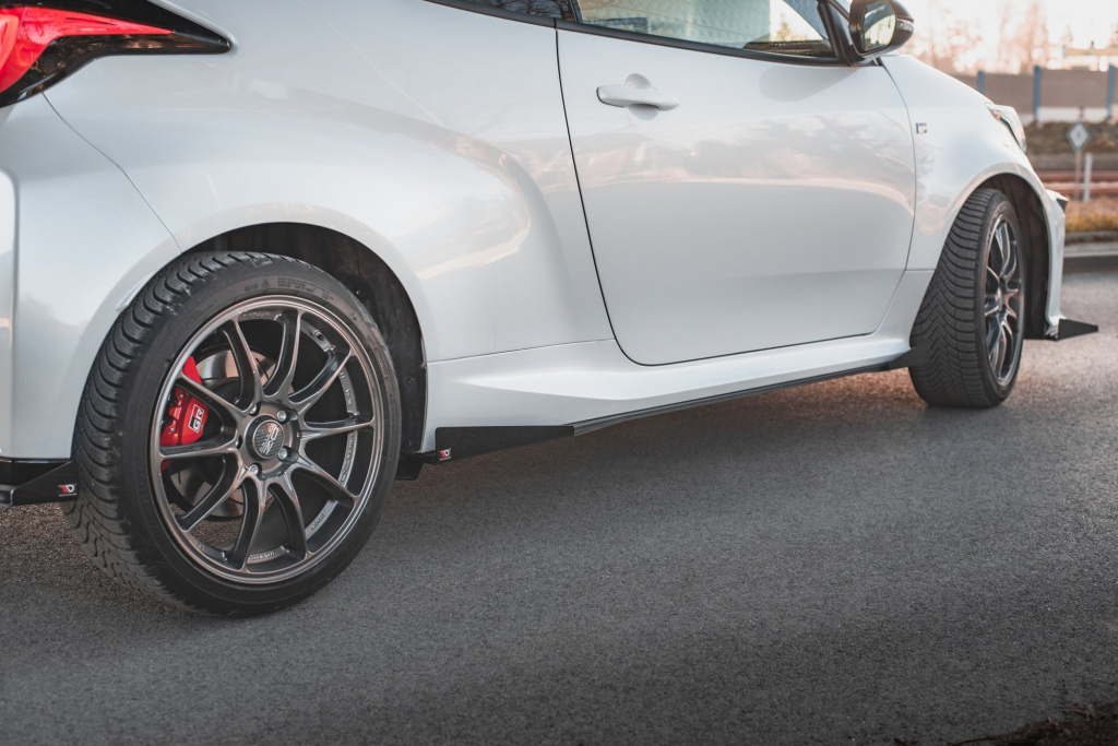 Prelungire Bara Spate Lip Lateral Splitter Toyota GR Yaris Mk4 TOYA4GR4CNC-SRF1G
