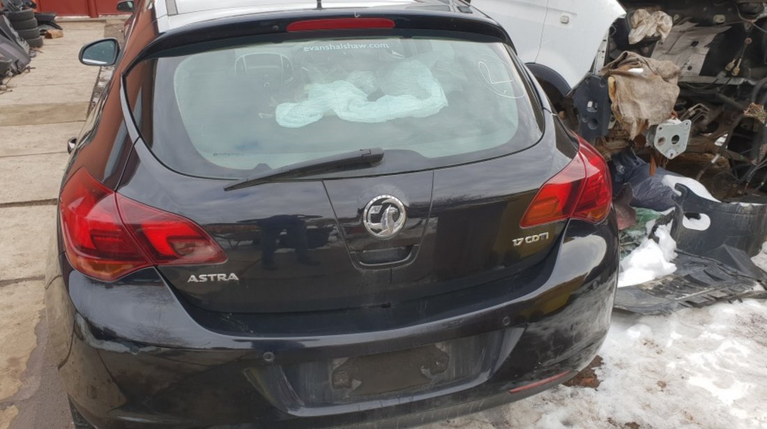 Prelungire bara spate Opel Astra J 2011 Hatchback 1.7 cdti