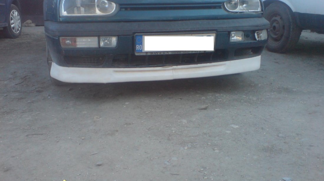 Prelungire capota,Golf 3 60 RON Pleoape golf 3 model mare=40 lei prelungire spoiler GTI