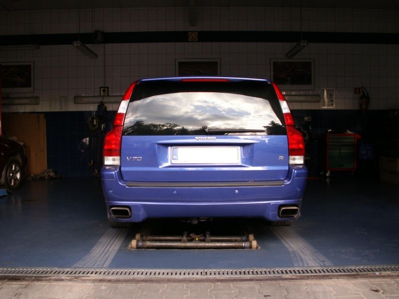 Prelungire spoiler adaos fusta bara spate Volvo V70 2001 2007