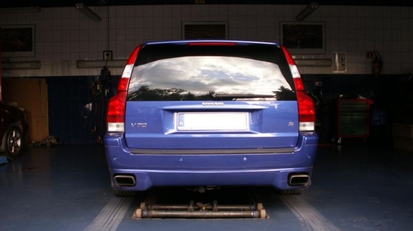 Prelungire spoiler adaos fusta bara spate Volvo V70 2001 2007