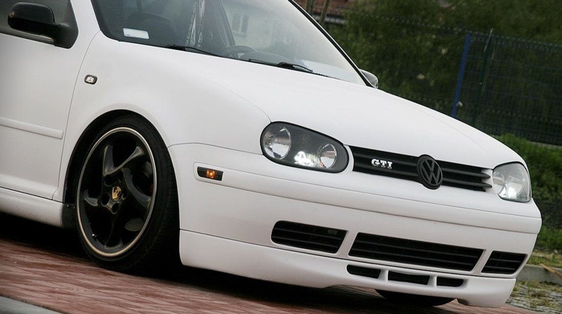 Prelungire spoiler bara fata editie 25 VW Golf 4 gti jubi editie 25