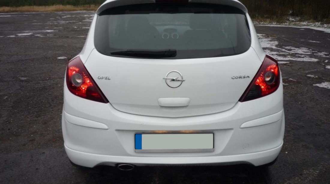 Prelungire spoiler extensie fusta bara spate Opel Corsa D OPC Line