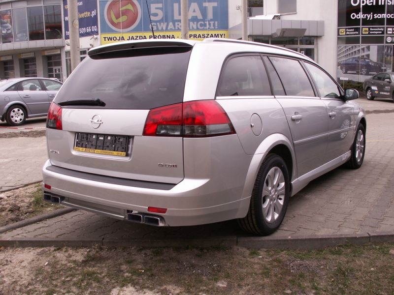 Prelungire spoiler fusta bara spate Opel Vectra C kombi irmscher