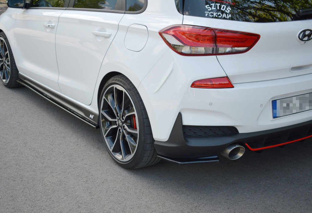 Prelungiri Spate Splitere laterale HYUNDAI I30 Mk3 N HY-I30-3-N-RSD1T