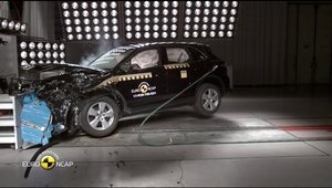 Premiera absoluta la testele Euro NCAP! E pentru prima oara cand europenii testeaza aceasta masina de lux