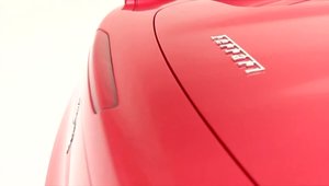 PREMIERA: Ferrari dezvaluie oficial noul 458 Spider!