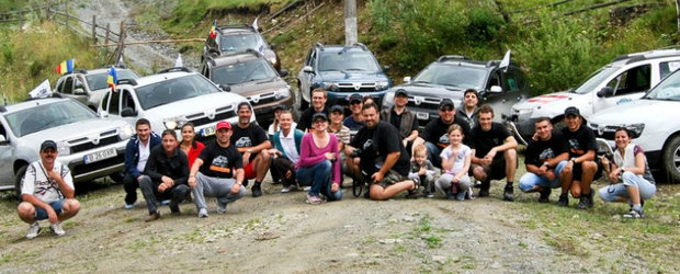 Premiera la Rucar: Reuniunea proprietarilor de Dacia Duster din Romania