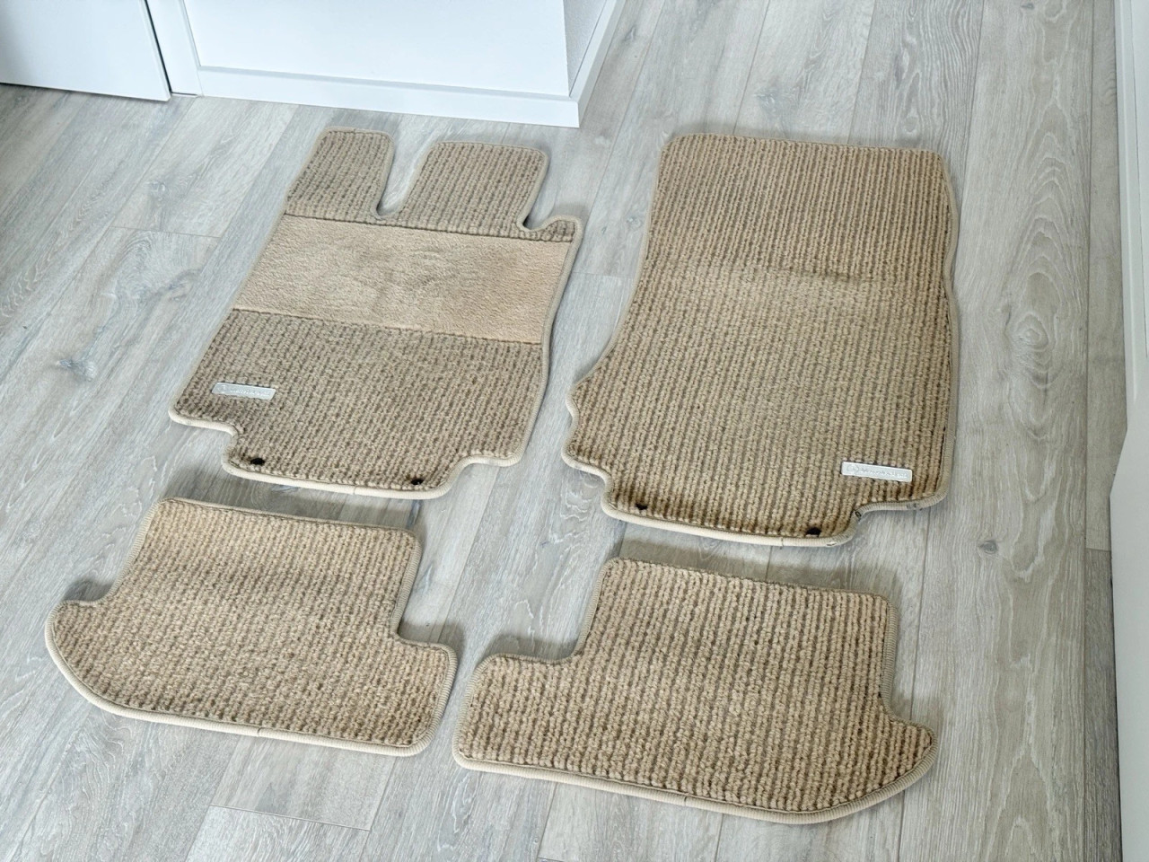 Presuri Originale Mocheta Bej - Mercedes CL 500 / 600 W215 ( 1999 - 2006 )