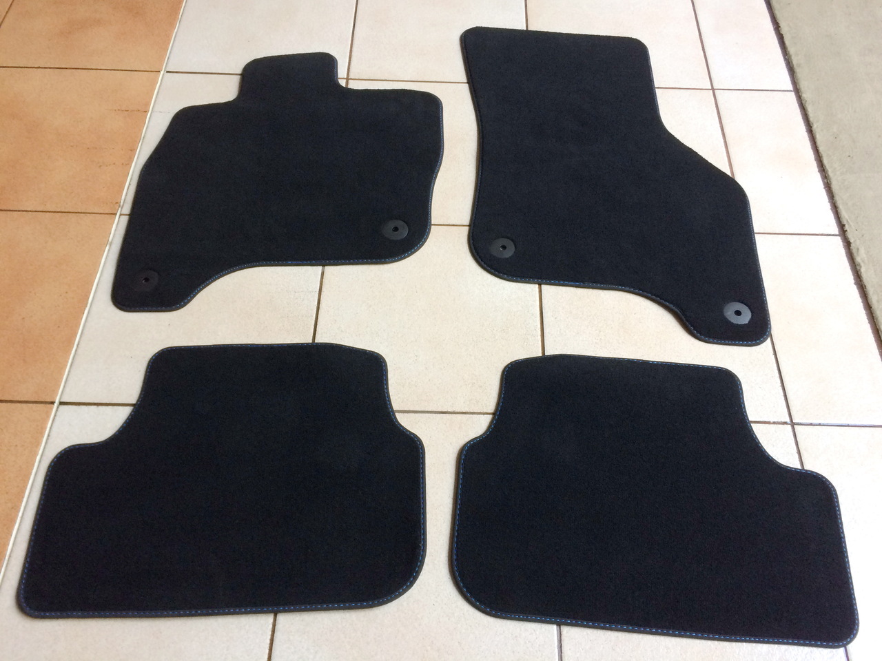 Presuri Originale Velur - Vw Golf  7 ( 2014 - 2021 )
