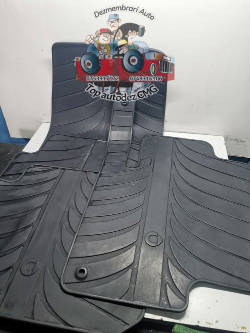 Presuri Smart forfour set covorase cauciuc originale