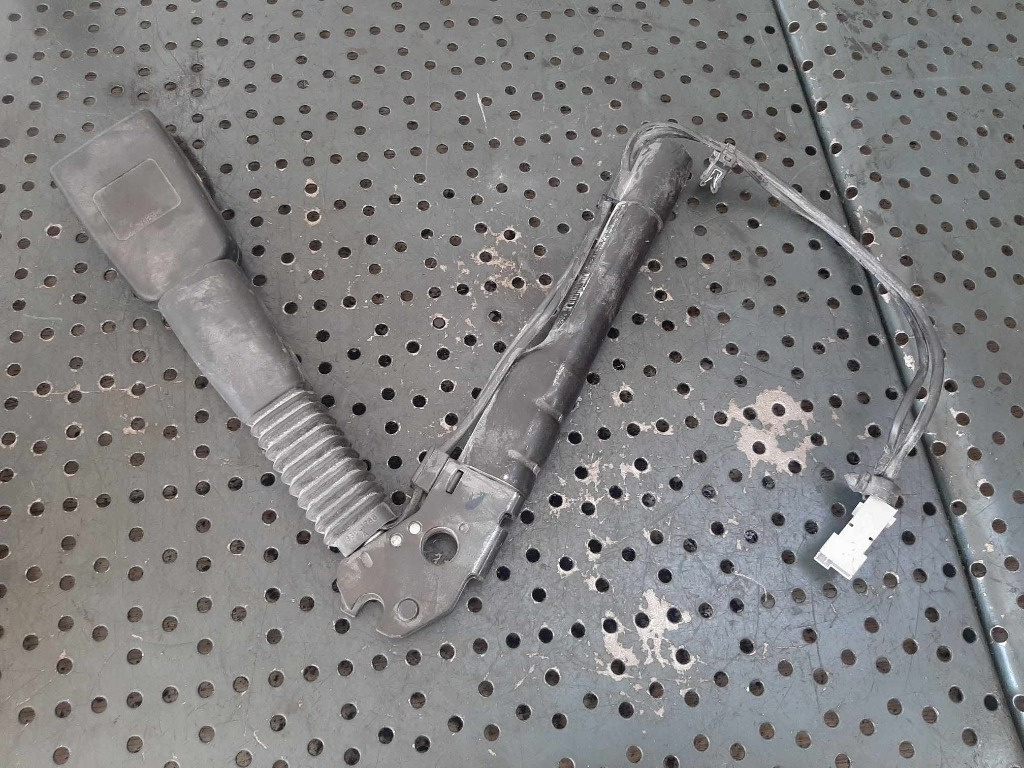 Pretensiometru capsa centura dreapta bmw seria 3 e90 e91 7213564 34050061a