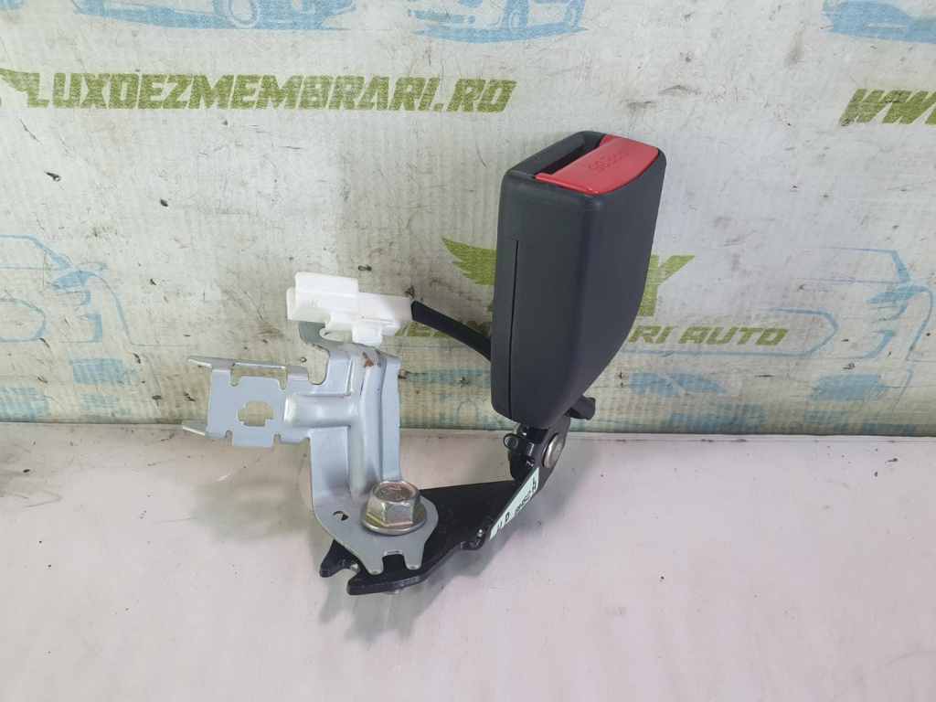 Pretensioner bhs2 LH Mazda 3 BM [2013 - 2016] 2.0 benzina