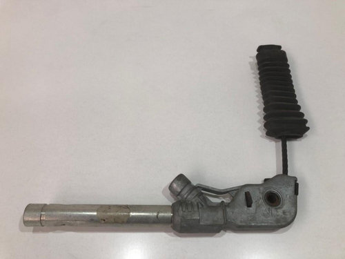 Pretensioner centura de siguranta dreapta fata 6045787b BMW Seria 5 E60/E61 [2003 - 2007]