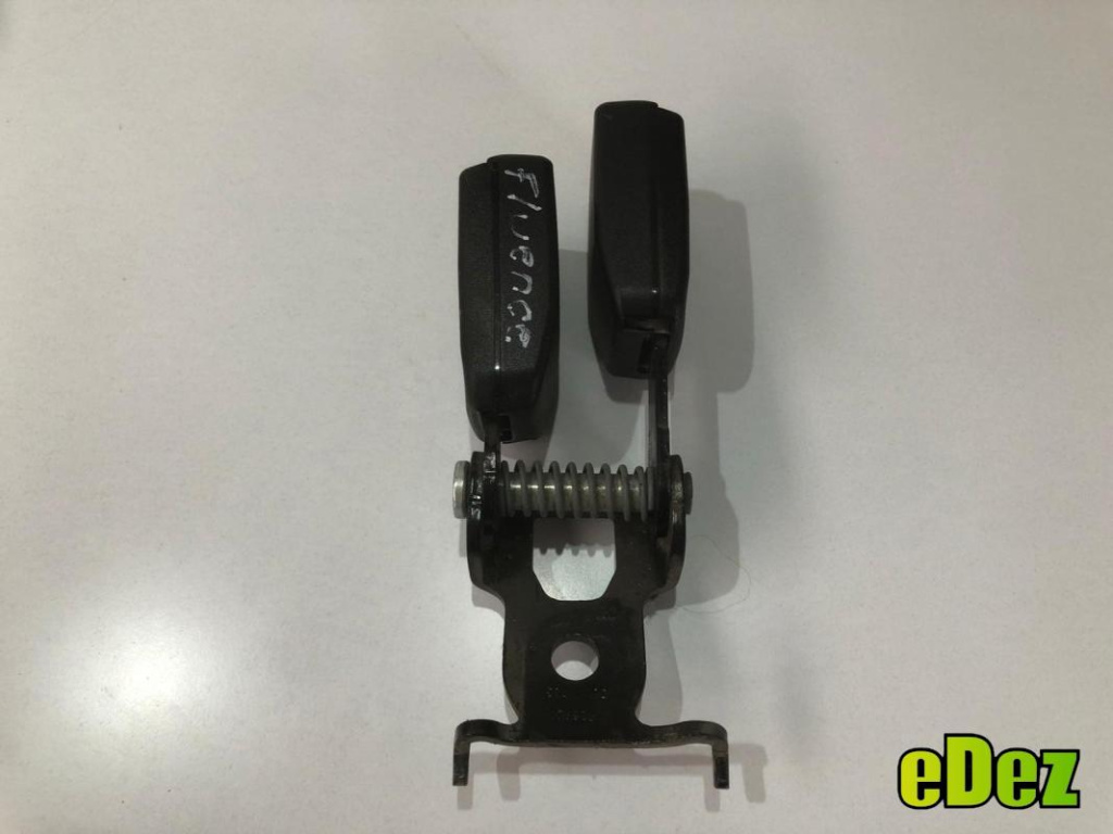 Pretensioner centura de siguranta stanga ai mijloc spate Renault Fluence (2009-2012)
