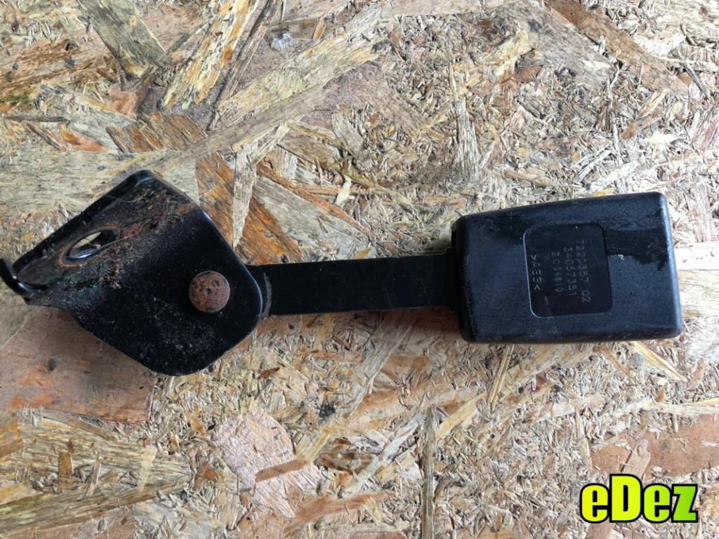 Pretensioner centura dreapta spate BMW Seria 7 (2008-2015) [F01, F02] 7220857