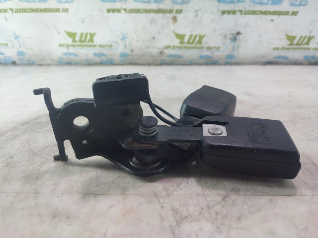 Pretensioner centura spate 888430005R Renault Megane 3 [2th facelift] [2013 - 2020] 1.5 dci K9K656 euro 6