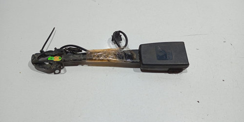 Pretensioner centura stanga fata 8K0857755D Audi A4 B8/8K [2007 - 2011]
