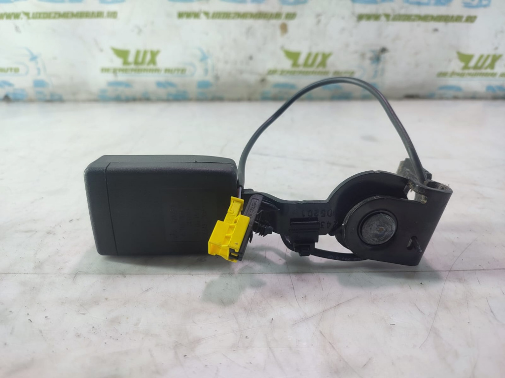 Pretensioner stanga spate A1668600769 Mercedes-Benz ML W166 [2011 - 2015]