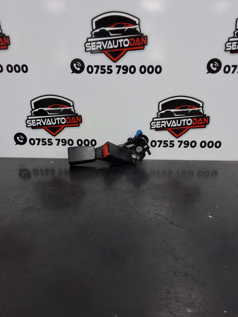 Pretensionere Mercedes-Benz C-Class (2015->) [W205] 1.6 Motorina 2017, DREAPTA SPATE / A2058600469