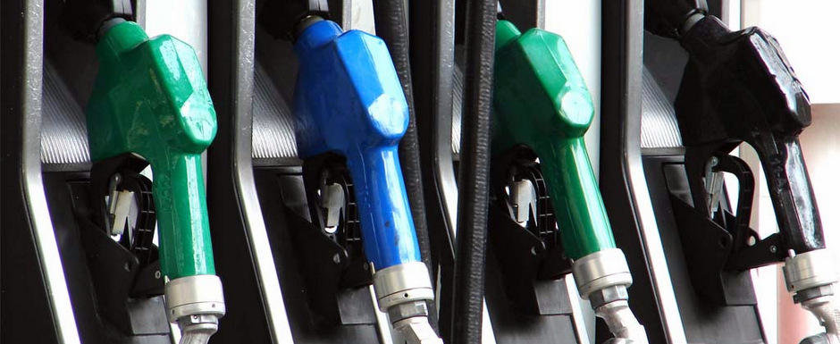 Pretul carburantului a scazut, dar ramane printre cele mai ridicate din regiune Pretul carburantului a scazut, dar ramane printre cele mai ridicate din regiune