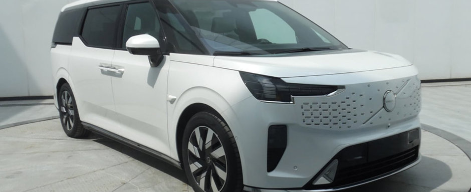 Prima duba de la Volvo a ajuns mai devreme pe internet. Pozele pe care suedezii le vor sterse de urgenta Prima duba de la Volvo a ajuns mai devreme pe internet. Pozele pe care suedezii le vor sterse de urgenta
