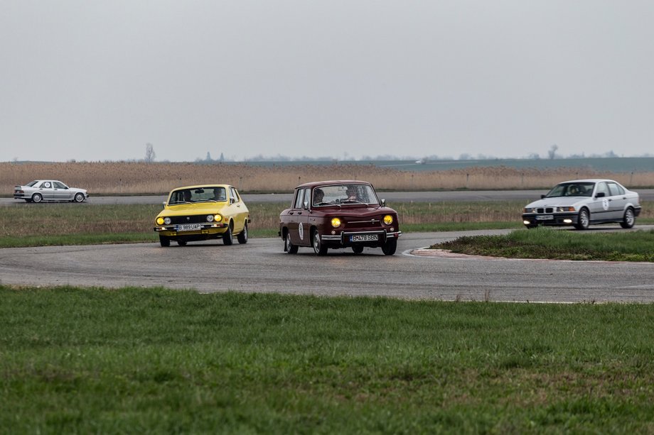 Prima etapa Romanian Retro Racing la MotorParc Romania din Adincata
