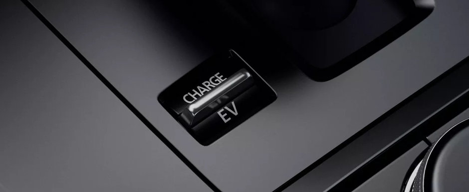 Prima masina electrica de la Mazda a primit un generator pe benzina dupa ce tot internetul a ras de autonomia sa mica Prima masina electrica de la Mazda a primit un generator pe benzina dupa ce tot internetul a ras de autonomia sa mica