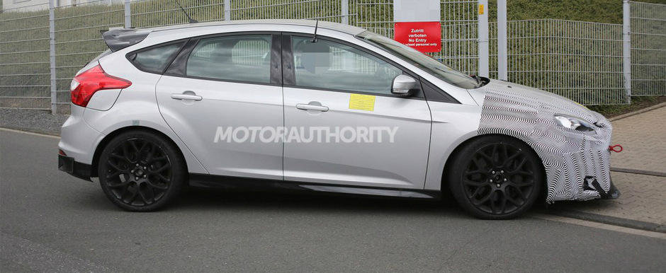 Primele imagini spion cu noul Ford Focus RS