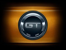 Primele imagini teaser cu noul Ford Mustang