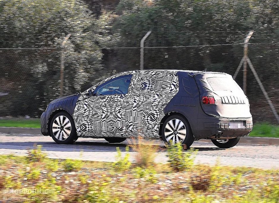 Primele poze cu Volkswagen Golf VII care va aparea in 2013