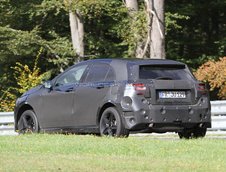 Primele poze spion cu viitorul Mercedes A-Class AMG