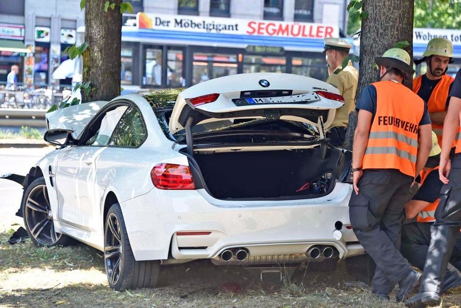 Primul accident cu noul BMW M4