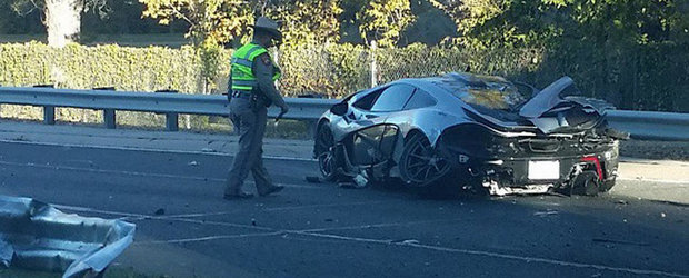 Primul accident cu noul McLaren P1. Supercarul britanic pare distrus complet