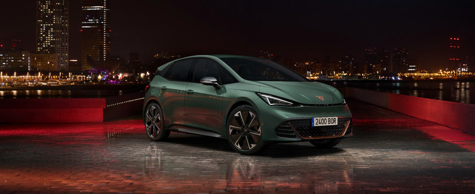 Primul Cupra Born VZ din istorie a debutat oficial. Cel mai nou model al spaniolilor ofera un motor de 326 de cai putere si tractiune spate in standard! Primul Cupra Born VZ din istorie a debutat oficial. Cel mai nou model al spaniolilor ofera un motor de 326 de cai putere si tractiune spate in standard!
