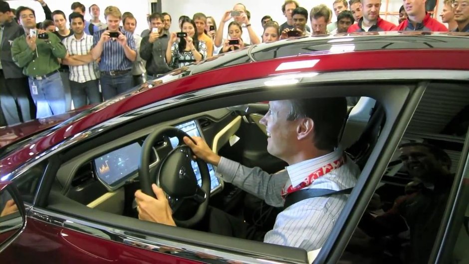 Primul exemplar Tesla Model S a fost livrat Primul exemplar Tesla Model S a fost livrat