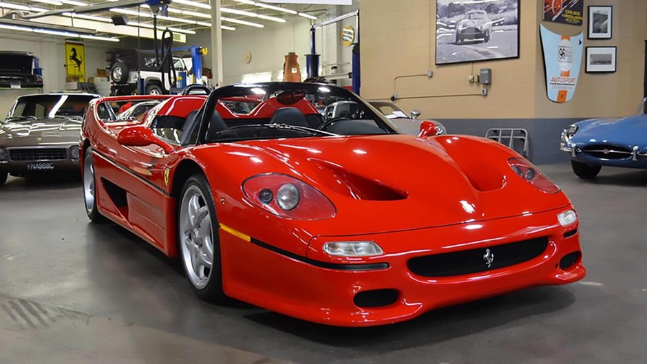 Primul Ferrari F50